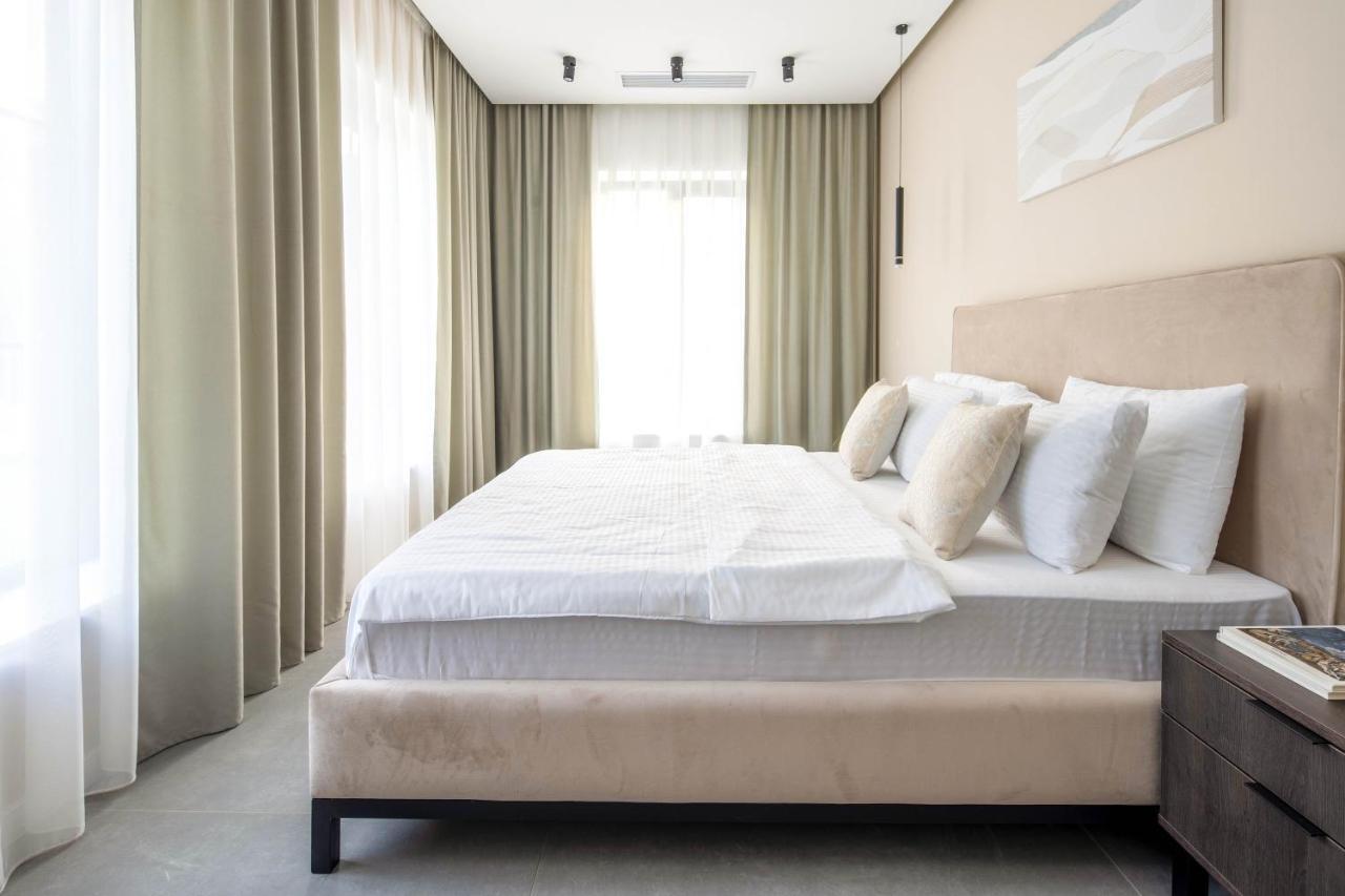 Lazy Seal Holiday Cottages Nabran Muqtedir Bagian luar foto