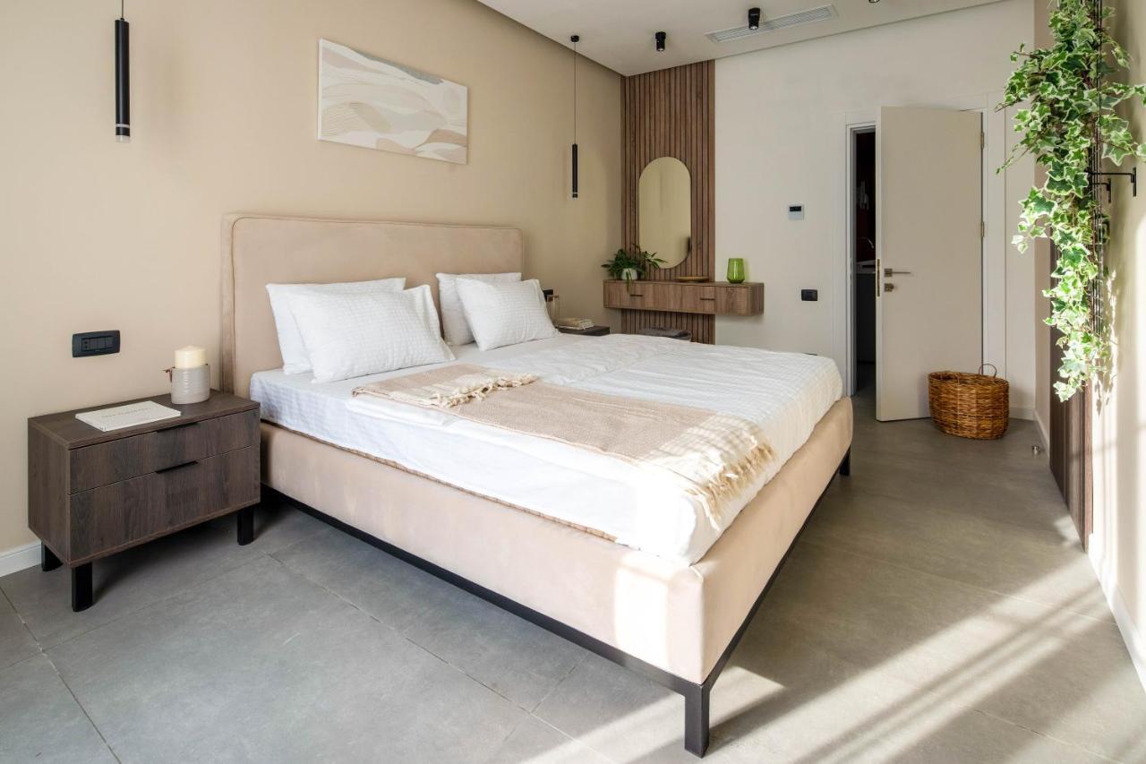 Lazy Seal Holiday Cottages Nabran Muqtedir Bagian luar foto