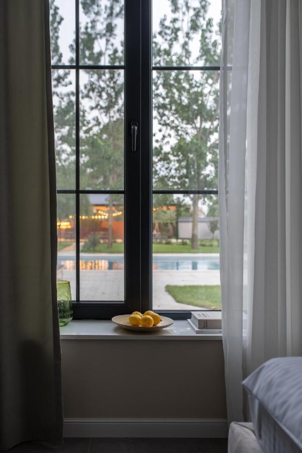 Lazy Seal Holiday Cottages Nabran Muqtedir Bagian luar foto