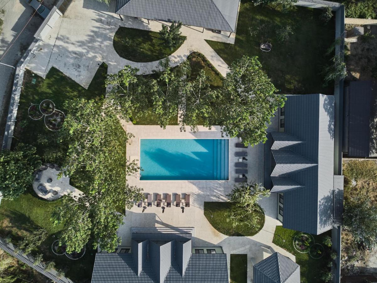 Lazy Seal Holiday Cottages Nabran Muqtedir Bagian luar foto